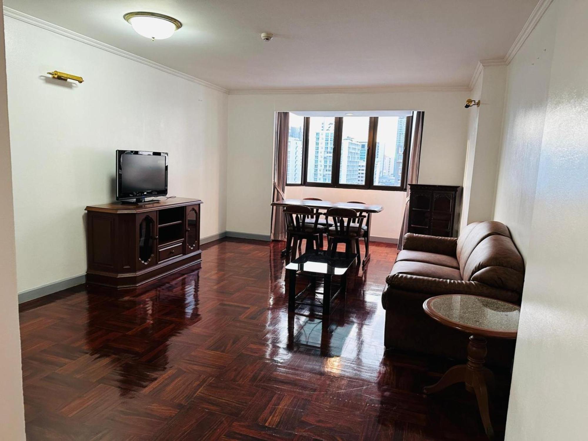 Affordable Serviced Apartments In Nana Omni Tower - Prime Sukhumvit Location Bangkok Eksteriør bilde